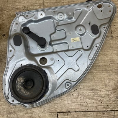 Стеклоподъемник Ford Focus 2 2007 седан 4дв. HWDA Задн. Прав. - изображение 1
