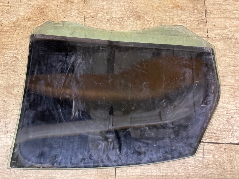 Стекло Ford Focus 2 2007 HWDA седан 4дв., Задн., Лев. — изображение 3