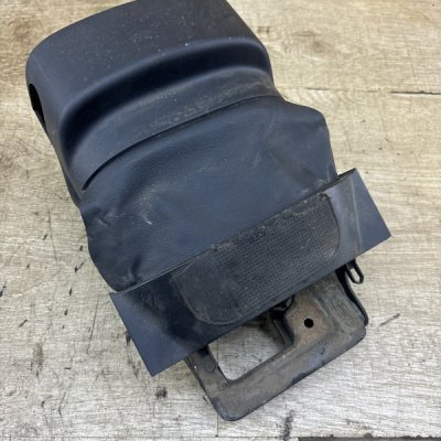 Кожух рулевой колонки Ford Focus 2 2007 седан 4дв. HWDA - изображение 4
