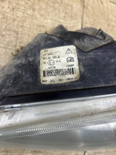 Фара Ford Focus 2 2007 HWDA седан 4дв., Перед., Лев.