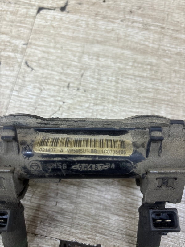 Топливная рампа Ford Focus 2 2007 HWDA седан 4дв. - изображение 5