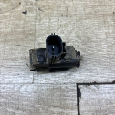 Активатор замка крышки бензобака Ford Focus 2 2007 седан 4дв. HWDA - изображение 4