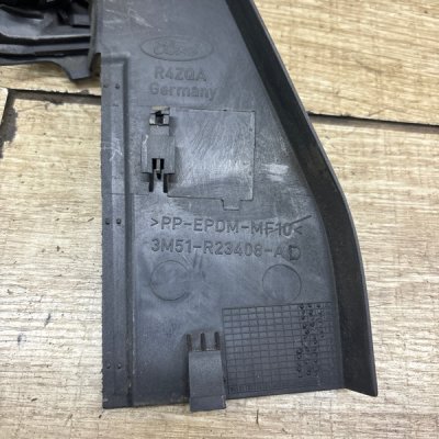 Накладка на дверь Ford C-MAX 2005 минивен AODA Перед. Прав. - изображение 3
