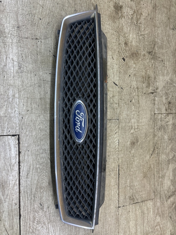 Решетка радиатора Ford C-MAX 2005 AODA минивен