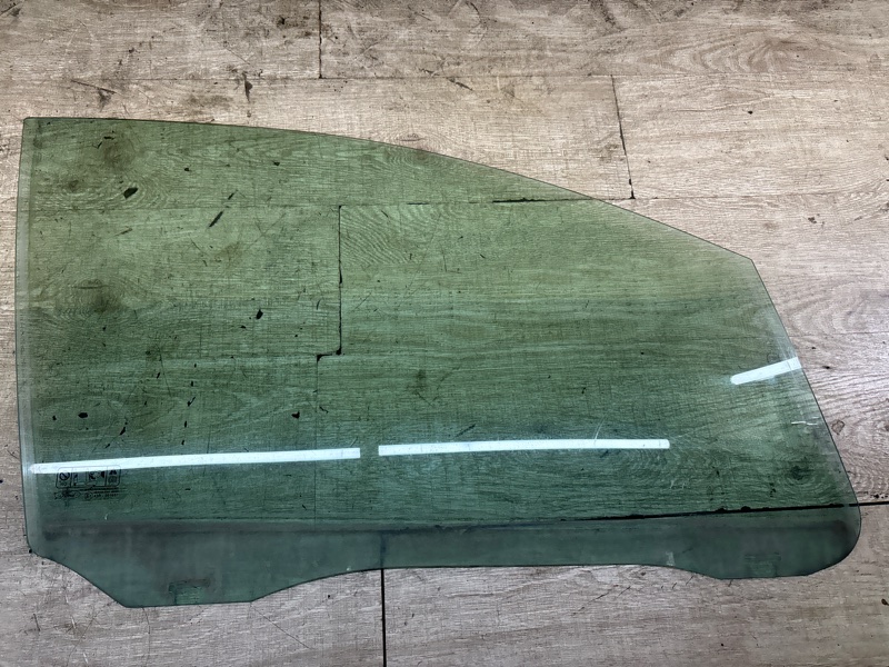 Стекло Ford C-MAX 2005 AODA минивен, Перед., Прав.