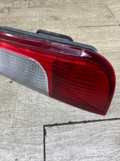 Фонарь Ford C-MAX 2005 AODA минивен, Задн., Прав.