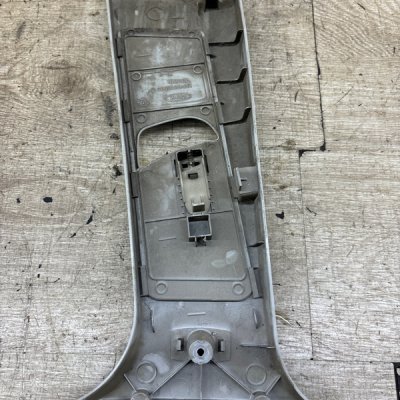 Обшивка стойки Ford C-MAX 2005 минивен AODA - изображение 4