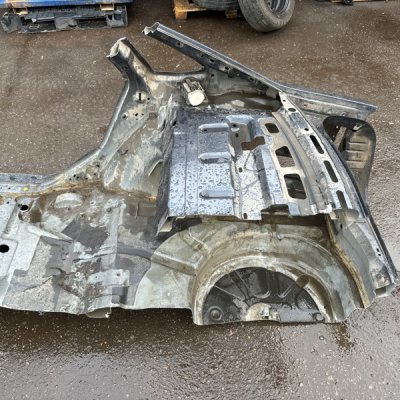 Четверть кузова Ford Focus 2 2007 седан 4дв. HWDA Задн. Прав. - изображение 9