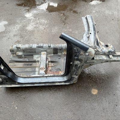 Четверть кузова Ford Focus 2 2007 HWDA седан 4дв., Перед., Прав.