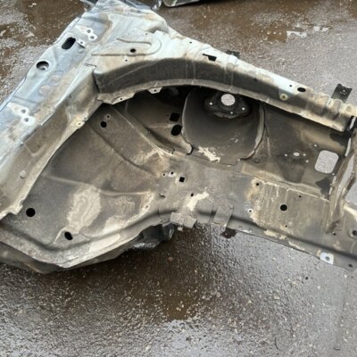 Четверть кузова Ford Focus 2 2007 седан 4дв. HWDA Перед. Прав. - изображение 4