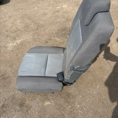 Сиденье пассажирское Ford C-MAX 2005 минивен AODA Задн. Прав. - изображение 6