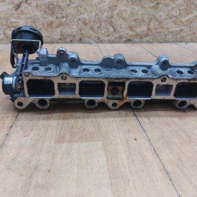 Коллектор впускной Volkswagen Golf 5 2005 BLF - изображение 6