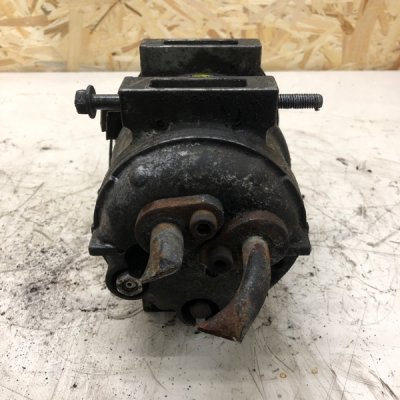 Компрессор кондиционера Volvo V70 2004 B5204T5 - изображение 4