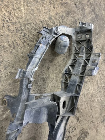 Передняя панель Ford C-MAX 2005 AODA минивен