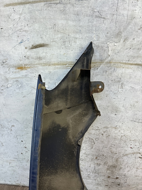 Крыло Mitsubishi Lancer 2005 седан 4дв. 4G13 Перед. Лев.