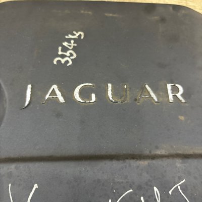 Декоративная крышка двигателя Jaguar XF 2009 седан 4дв. праворульный 306DT - изображение 7
