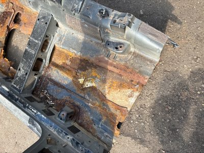 Четверть кузова Ford C-MAX 2005 AODA минивен, Перед., Лев.