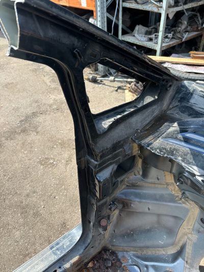 Четверть кузова Ford C-MAX 2005 AODA минивен, Перед., Лев.