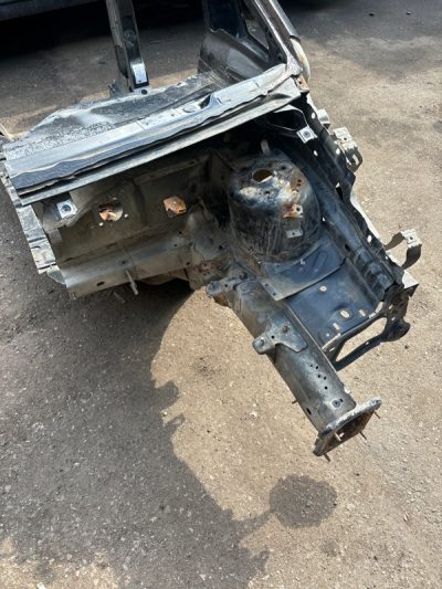 Четверть кузова Ford C-MAX 2005 AODA минивен, Перед., Лев.