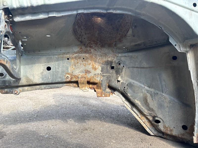 Четверть кузова Ford C-MAX 2005 минивен AODA Перед. Лев.