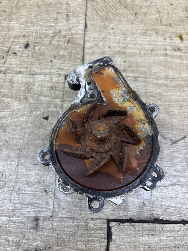 Помпа Chery Tiggo (T11) SQR481F