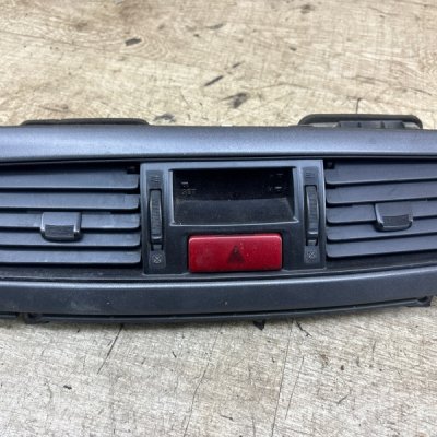 Накладка на торпедо/консоль Mitsubishi Lancer 2005 седан 4дв. 4G13 - изображение 5