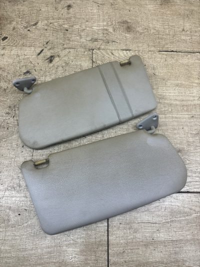 Козырек солнцезащитный Mitsubishi Lancer 2005 4G13 седан 4дв.