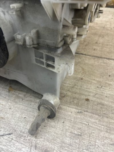 Корпус печки Mitsubishi Lancer 2005 4G13 седан 4дв., Прав.