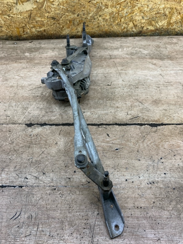 Моторчик дворников с трапецией Mercedes-Benz E-Class 2007 W211 OM646.821