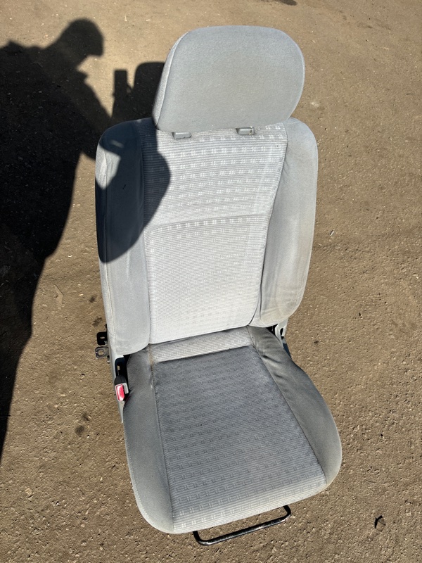 Сиденье водительское Mitsubishi Lancer 2005 4G13 седан 4дв., Перед., Лев.