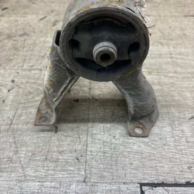 Подушка двигателя Mitsubishi Lancer 2005 седан 4дв. 4G13 Задн. - изображение 5