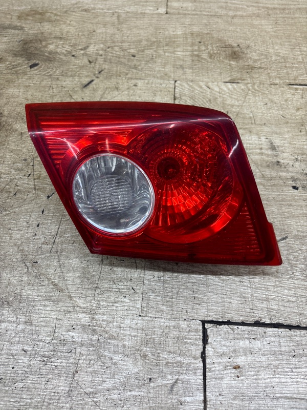 Фонарь крышки багажника Chevrolet LACETTI. KLAN 2010 F14D3 хетчбэк 5дв., Задн., Лев.