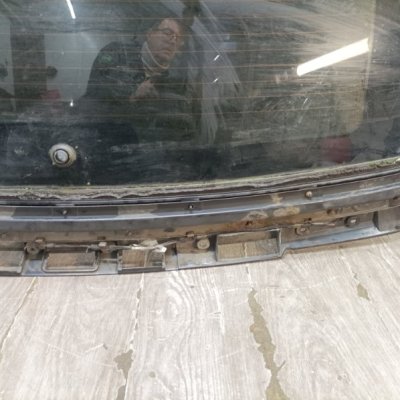 Стекло крышки багажника Land Rover Range Rover 2008 джип внедорожник 5дв 276DT - изображение 9