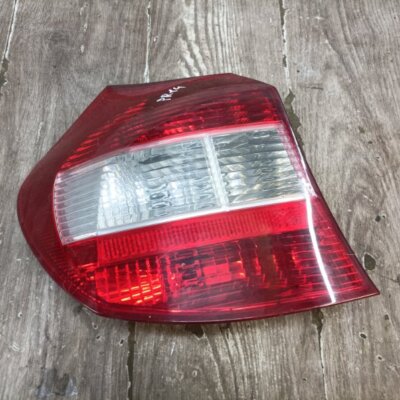 Фонарь BMW 1 series E87 2009 хетчбэк 5дв. N47D20KO Задн. Лев. - изображение 1