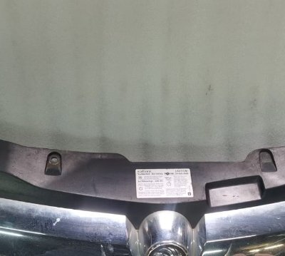 Решетка радиатора Opel Astra H 2008 хетчбэк 5дв. Z17DTL 1.7 - изображение 2