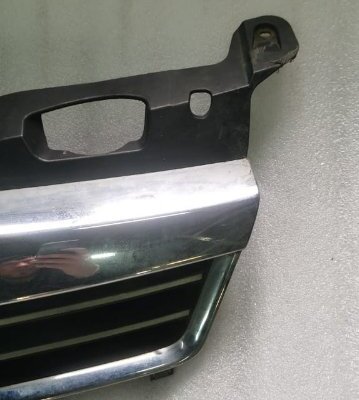 Решетка радиатора Opel Astra H 2008 хетчбэк 5дв. Z17DTL 1.7 - изображение 3