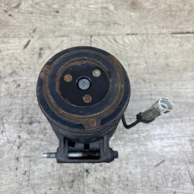 Компрессор кондиционера Opel Astra H 2010 Z16XEP - изображение 6