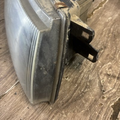 Фара Mitsubishi Carisma 2003 седан 4дв. 4G92 Перед. Прав. - изображение 2
