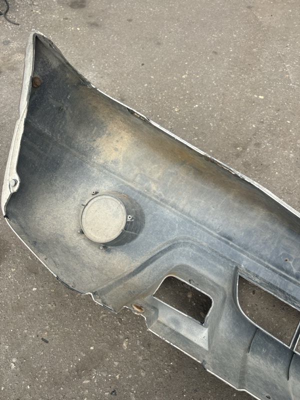 Бампер Suzuki Grand Vitara 2003 универсал J20A Перед.