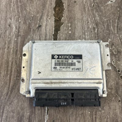 Блок управления двигателем Hyundai Elantra 2004 седан 4дв. G4ED-G - изображение 1