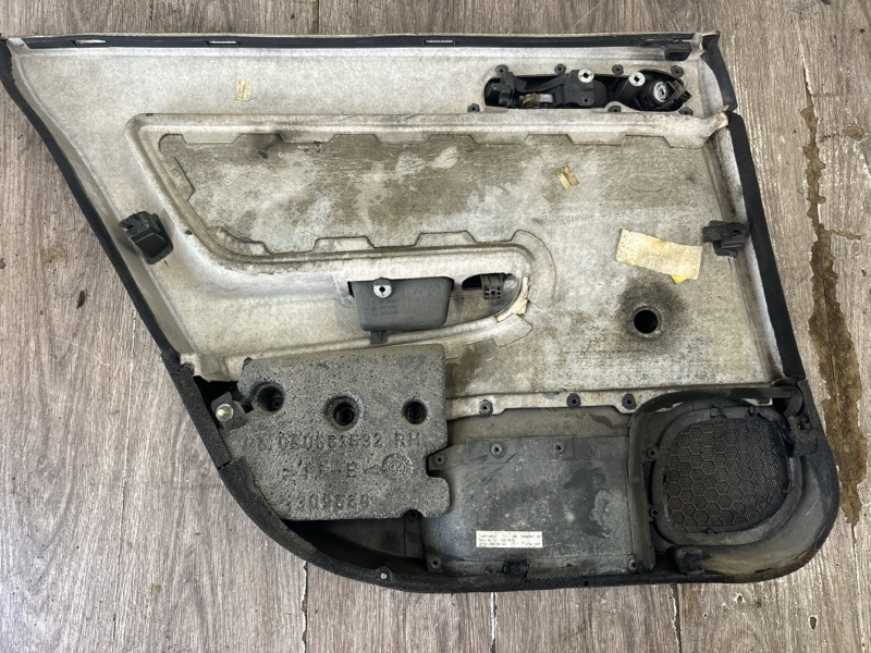 Обшивка двери Opel Astra G 1999 хетчбэк 5дв. X16XEL 1.6 Задн. Прав.