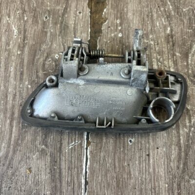 Ручка двери внешняя Hyundai Elantra 2004 седан 4дв. G4ED-G Перед. Прав. - изображение 2