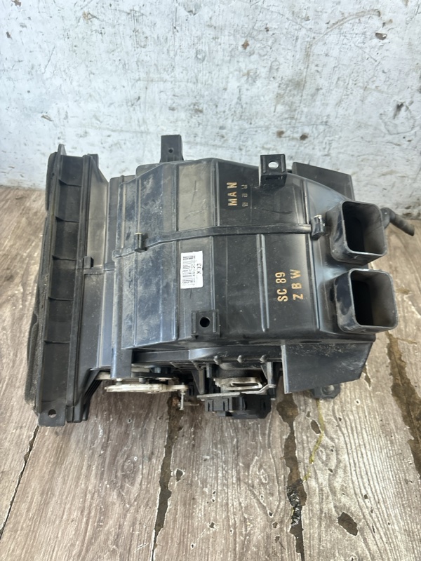 Корпус печки Hyundai Elantra 2004 седан 4дв. G4ED-G
