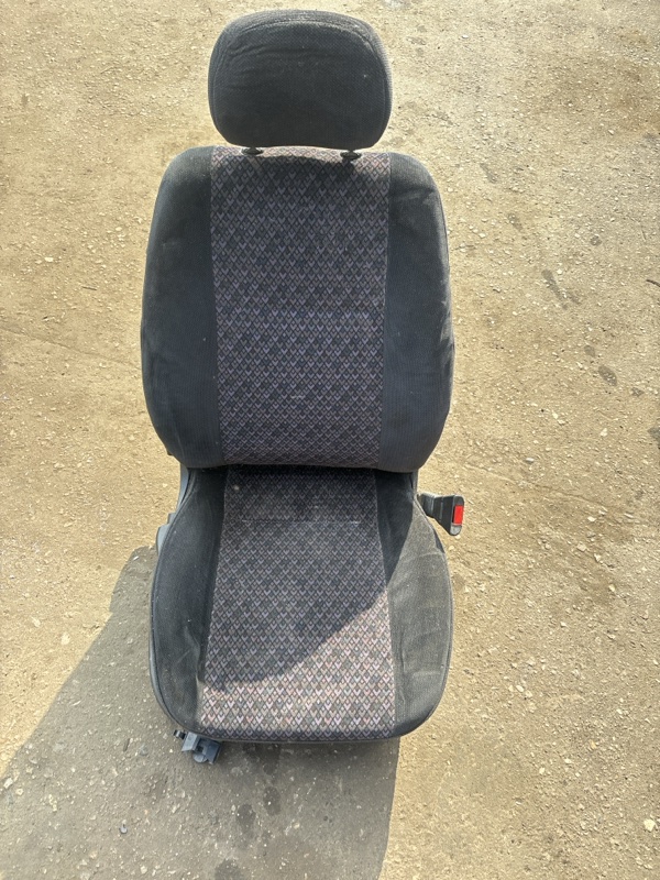 Сиденье пассажирское Opel Astra G 1999 хетчбэк 5дв. X16XEL 1.6 Перед. Прав.