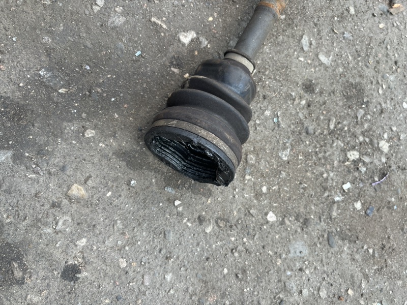 Привод Hyundai Elantra 2004 седан 4дв. G4ED-G Прав.