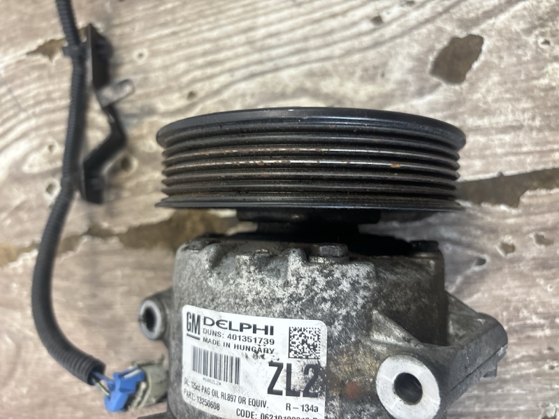 Компрессор кондиционера Opel Astra J 2012 A14XER