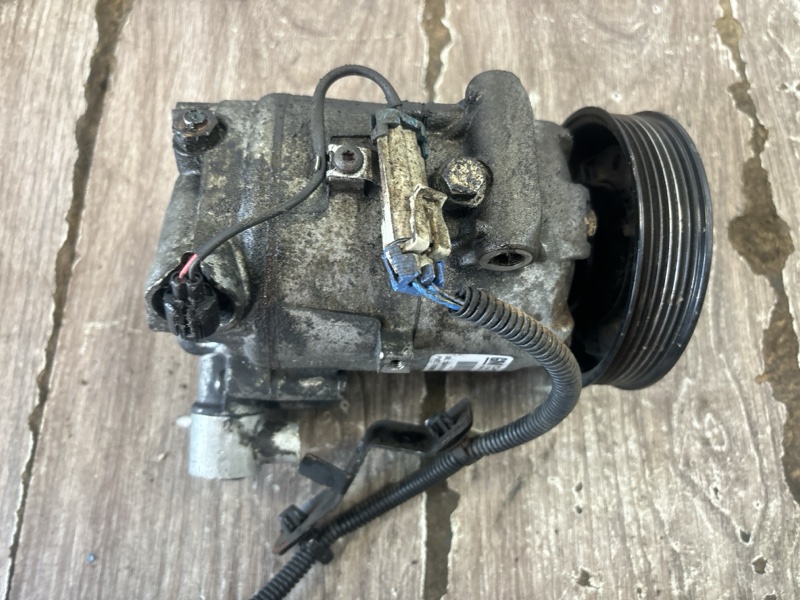 Компрессор кондиционера Opel Astra J 2012 A14XER
