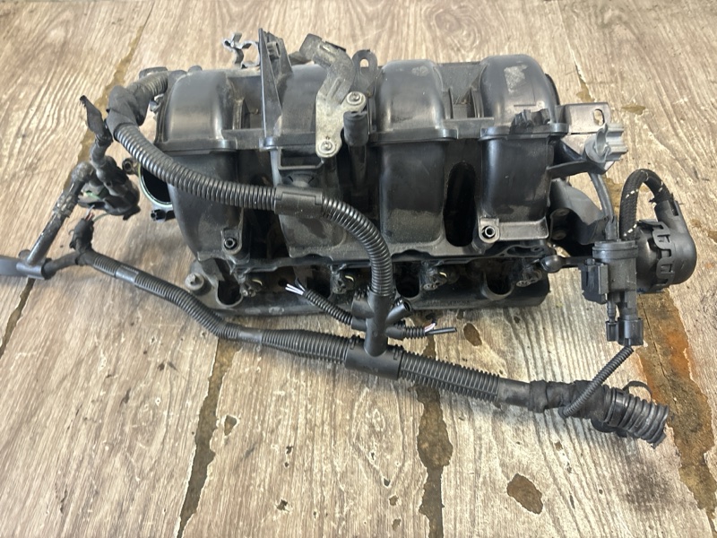 Коллектор впускной Opel Astra H 2005 A14XER