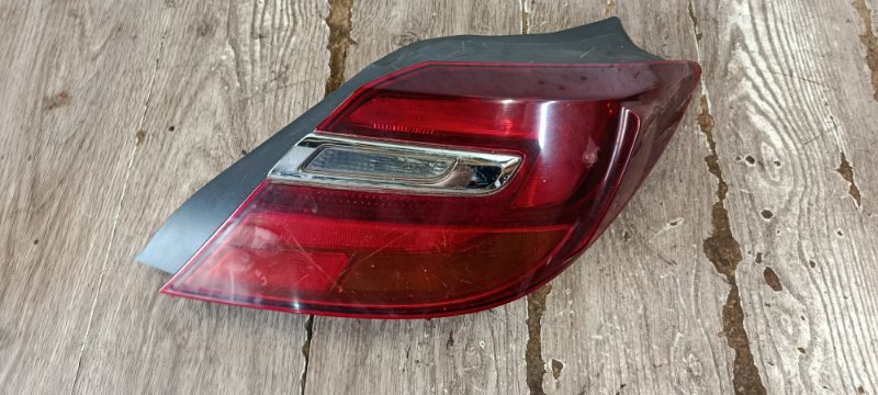 Фонарь Opel Insignia 2015 5дв хечбек Задн. Прав.