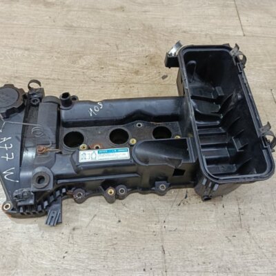 Крышка головки блока цилиндров Toyota Aygo 2007 1KR-FE - изображение 1